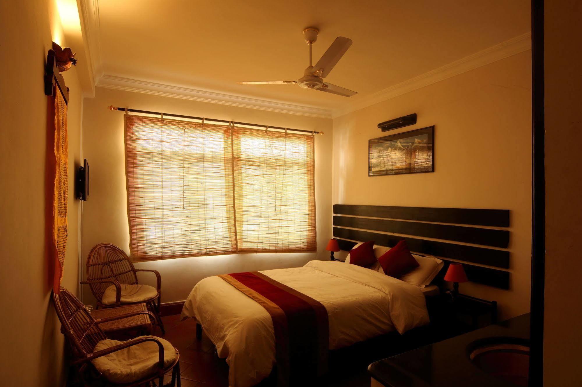 Hotel Thorong Peak Kathmandu Luaran gambar